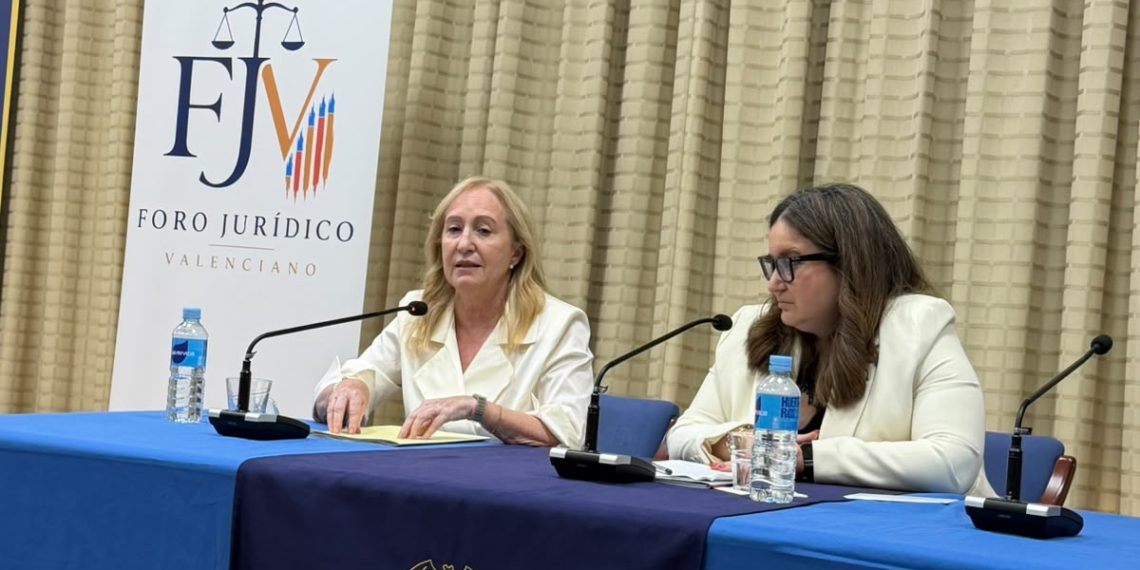 El Foro Jurídico Valenciano se presenta en sociedad para impulsar el debate jurídico y el pensamiento crítico