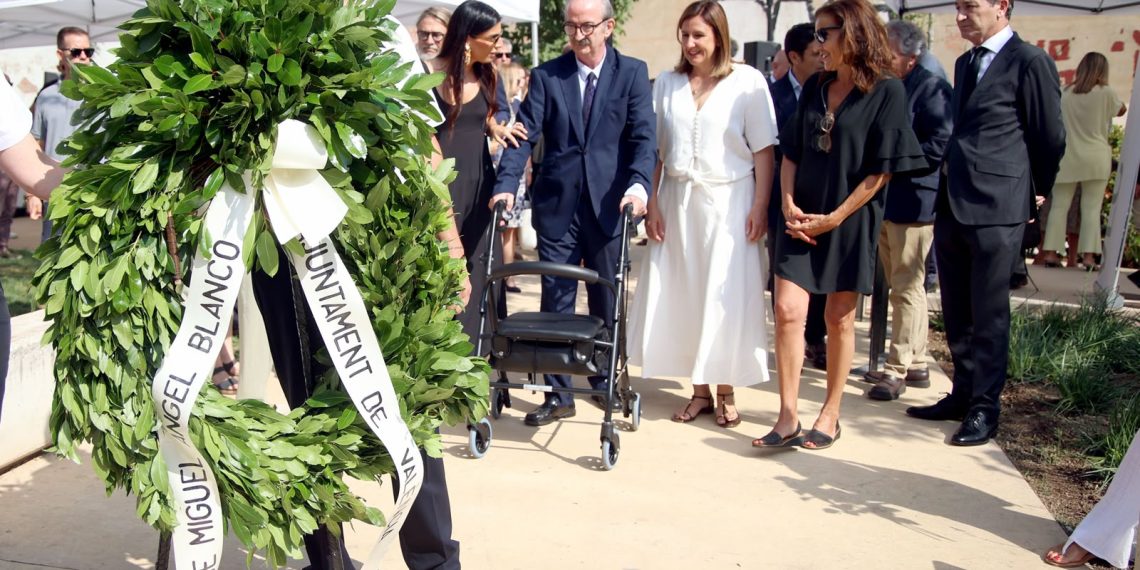 El Ayuntamiento de Valencia homenajea a Miguel Ángel Blanco en el 29 aniversario de su asesinato