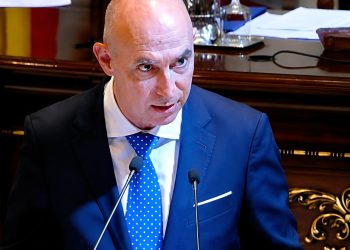 La hemeroteca tiene una pregunta para Mónica Oltra