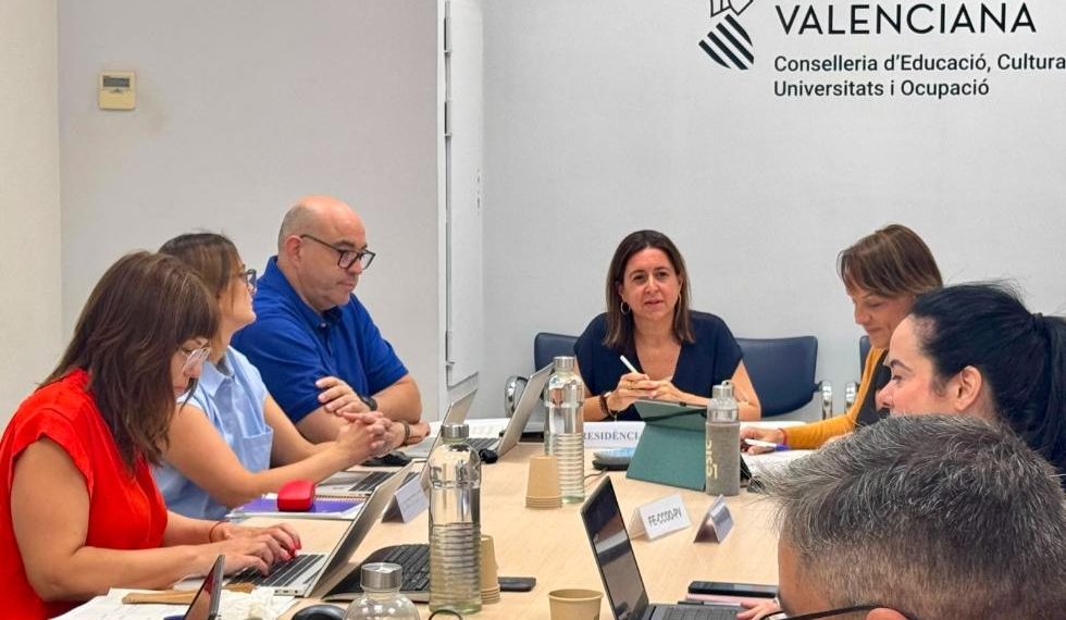 Educación amplía la atención domiciliaria y refuerza el apoyo al alumnado con necesidades especiales