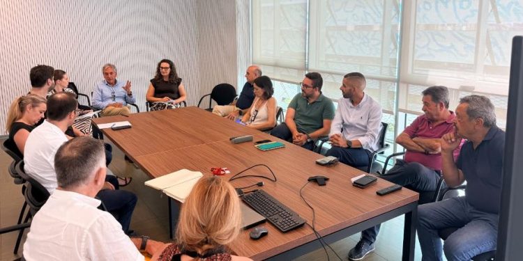 La Generalitat prepara la limpieza de cañas y la renaturalización de cauces en 53 municipios