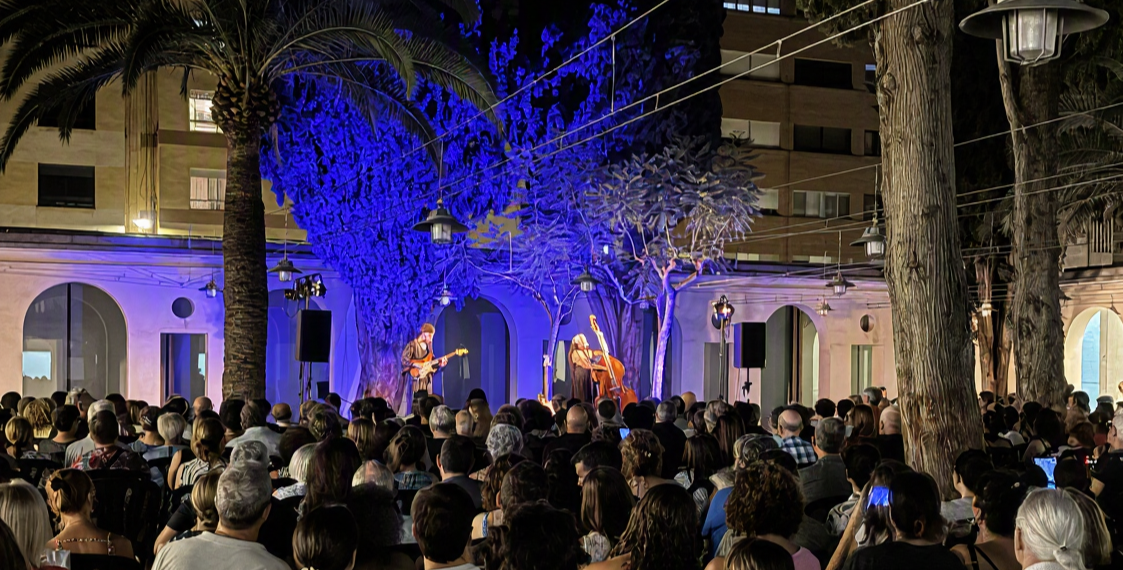 Más de 1.700 personas disfrutan del ciclo ‘Nits al Claustre’ 2026 en Castelló