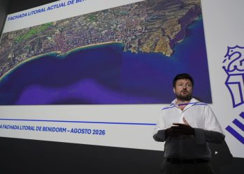 Benidorm cerrará su fachada litoral con un concurso internacional para diseñar un nuevo paseo marítimo