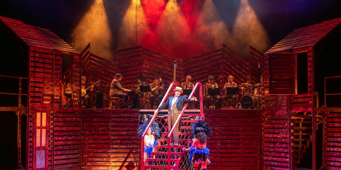 Sagunt a Escena estrena ‘La ópera de los tres centavos’ y la danza de Fil d’Arena