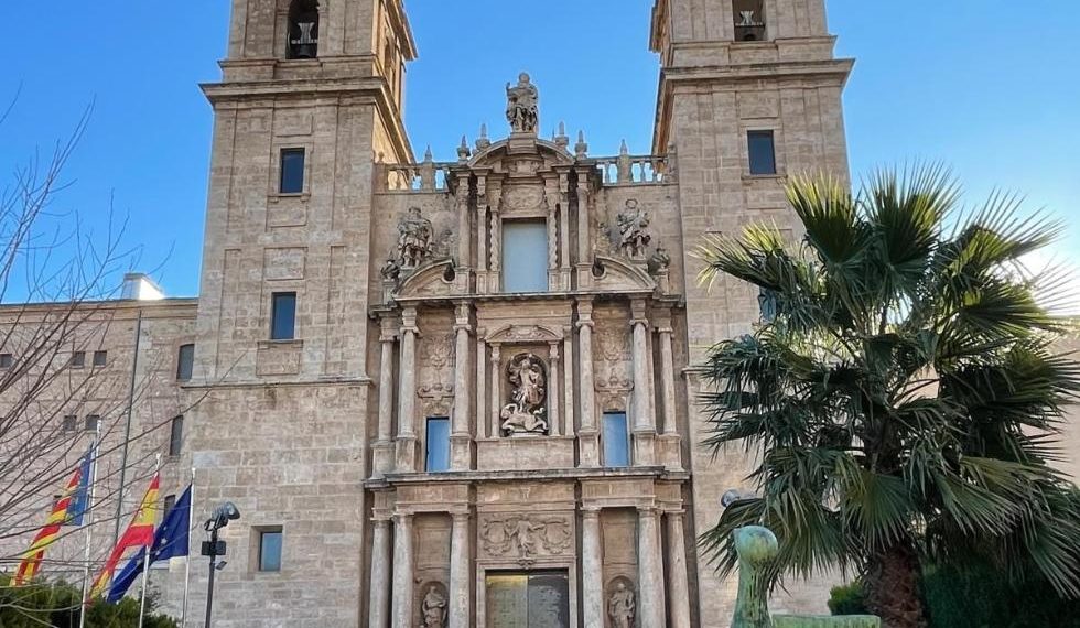 La Biblioteca Valenciana prepara sus clubes de lectura para la temporada 2026-2027