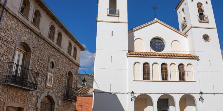 La Generalitat destina 550.000 euros a recuperar el patrimonio de cinco pueblos de Alicante