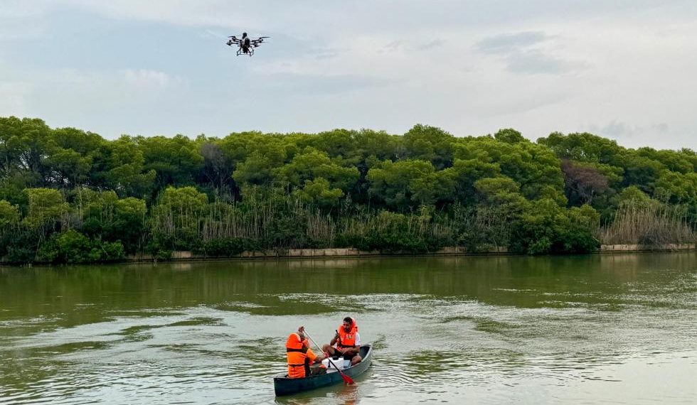 La Generalitat prueba drones e inteligencia artificial para vigilar la calidad del agua en la Comunitat Valenciana