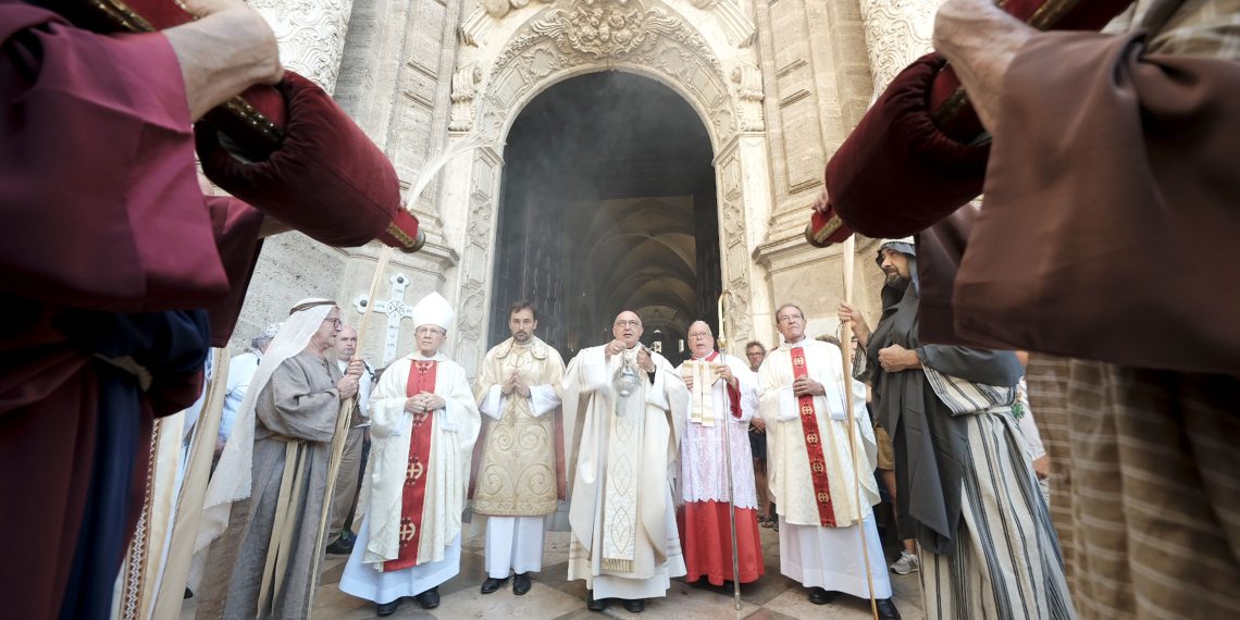 El arzobispo de Valencia celebra la Asunción: “María siempre había sido un sí a Dios”