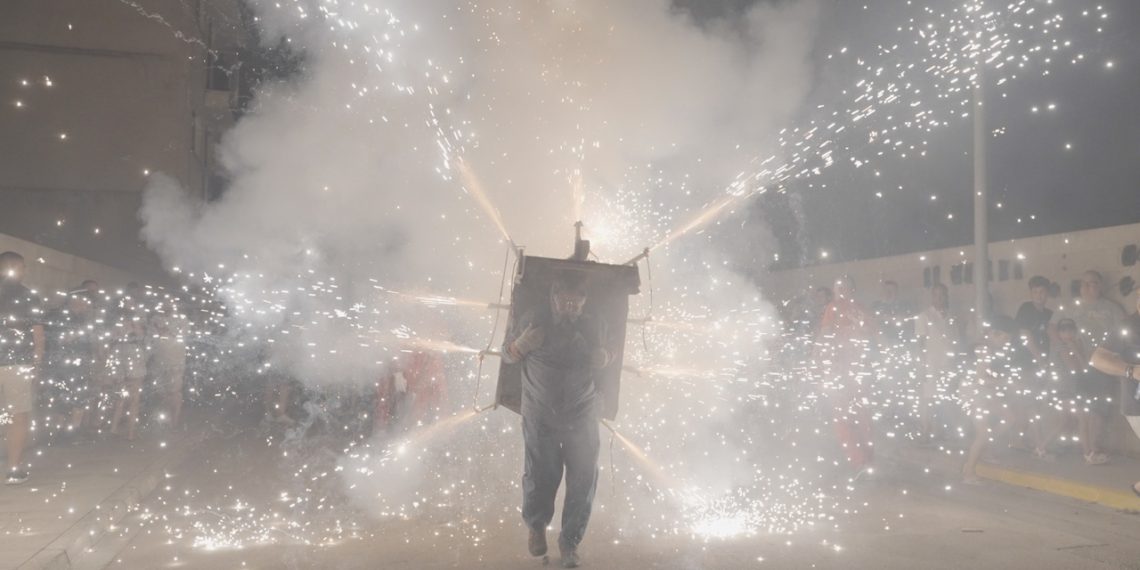 Terra de festes recorre Tírig, Beniflà y Benijófar en un programa dedicado a las fiestas populares