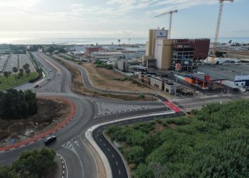 Massalfassar estrena un carril bici de 800 metros hasta el polígono y la playa