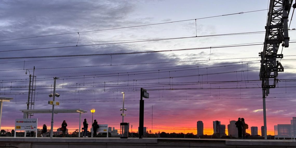 FGV adjudica por 21,7 millones el suministro eléctrico de Metrovalencia y TRAM d’Alacant