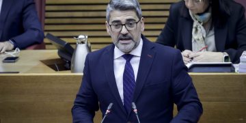 José Forés: “Es increíble que Compromís hable de caos en las ITV cuando fue el gran responsable de una reversión desastrosa del servicio”