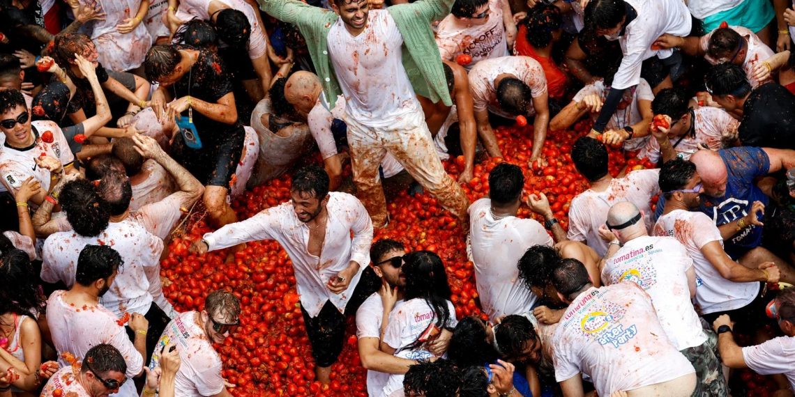 À Punt retransmite en directo la Tomatina de Buñol