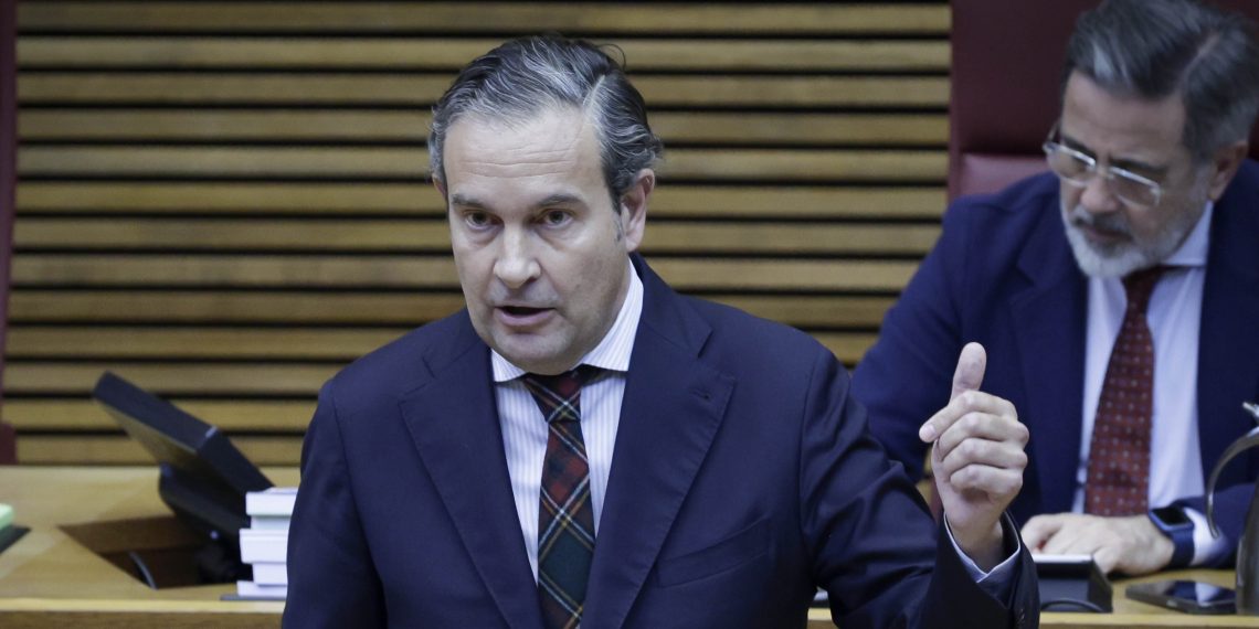Nando Pastor: “Morant tiene un problema de doble personalidad” por su papel de ministra y candidata