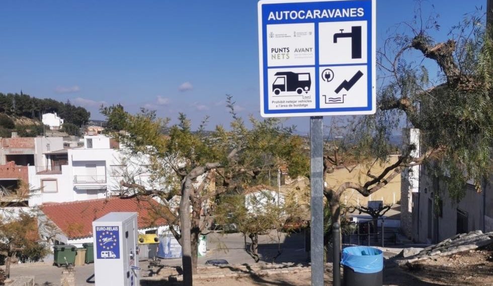 La Generalitat destina 146.093 euros a seis municipios de Valencia para impulsar los Puntos Limpios de autocaravanas