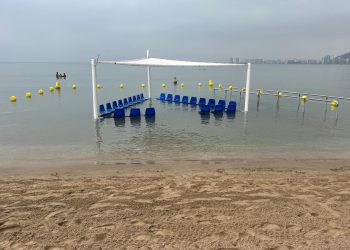 Turisme destina más de 248.000 euros a mantener 12 zonas de baño adaptadas