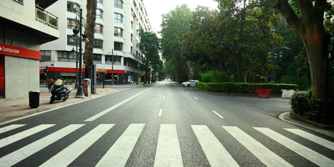 Valencia finalizará en una semana el reasfaltado de la Gran Vía del Marqués del Túria