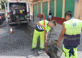 Torrent refuerza el mantenimiento de la red de drenaje ante las lluvias de septiembre