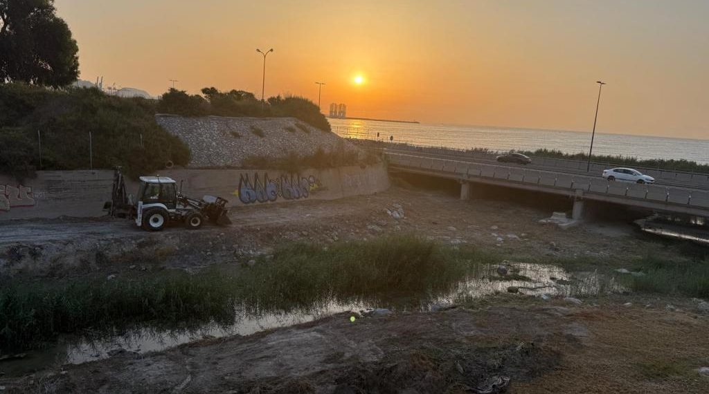 Alicante adelanta la limpieza de barrancos para reducir riesgos ante las lluvias de otoño