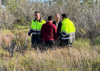 Devesa-Albufera retira más de 3.100 kilos de residuos desde la puesta en marcha del servicio específico de limpieza de la zona
