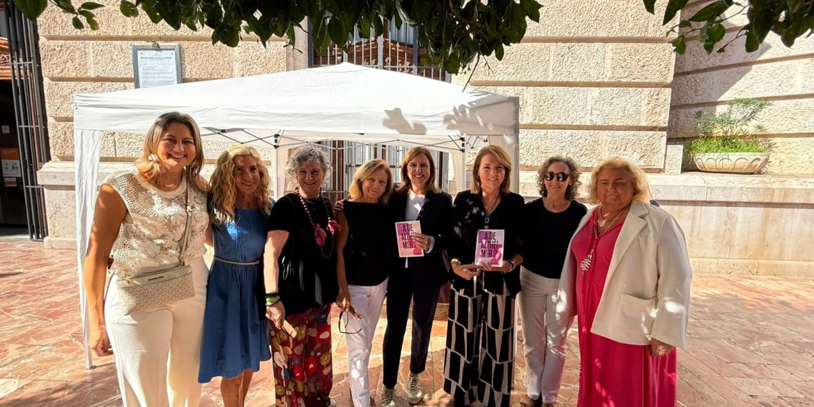 Valencia multiplicará por cuatro las ayudas a la Teleasistencia y duplica el presupuesto del Servicio de Ayuda a Domicilio