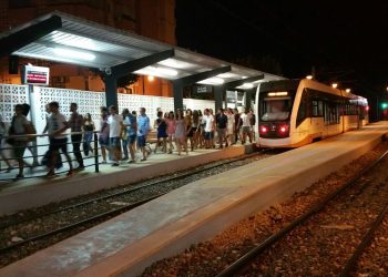 El Tramnochador de TRAM d’Alacant supera los 137.000 viajeros este verano