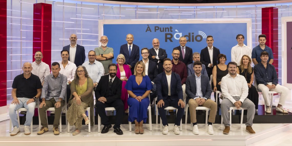 À Punt Radio amplía su programación y estrena nueva imagen para reforzar su conexión con los valencianos
