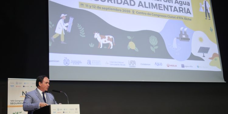 Pérez Llorca exige mantener el trasvase Tajo-Segura y critica la política hídrica del Gobierno