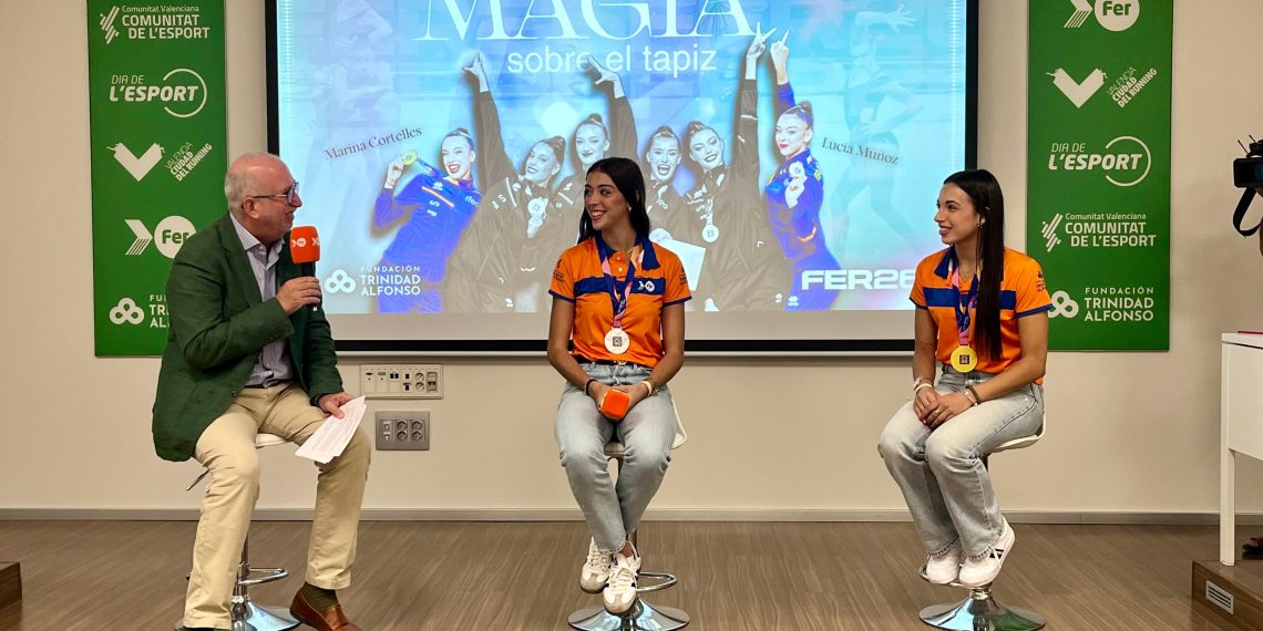 Lucía Muñoz y Marina Cortelles hacen historia con el oro mundial de rítmica