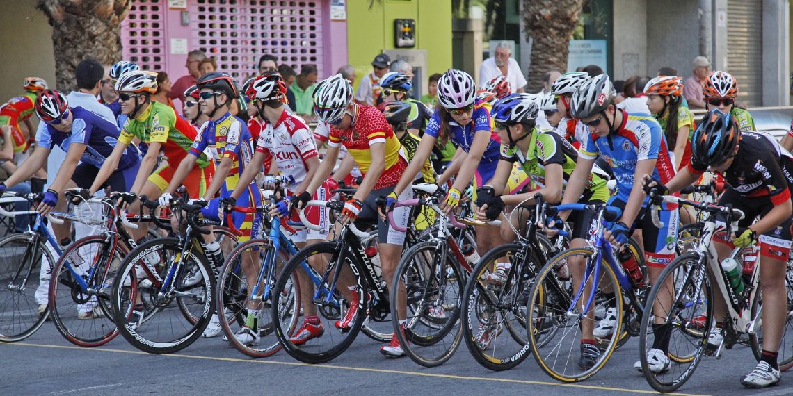 Alicante reúne a 200 jóvenes en el Trofeo Diputación de Ciclismo