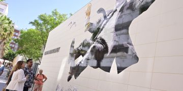 Valencia homenajea a la selección española con un mural en Montolivet