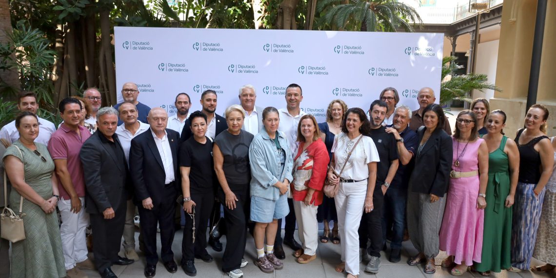 Más de un centenar de chefs de toda Europa descubren de la mano de la Diputació la cultura del Armosar valencià
