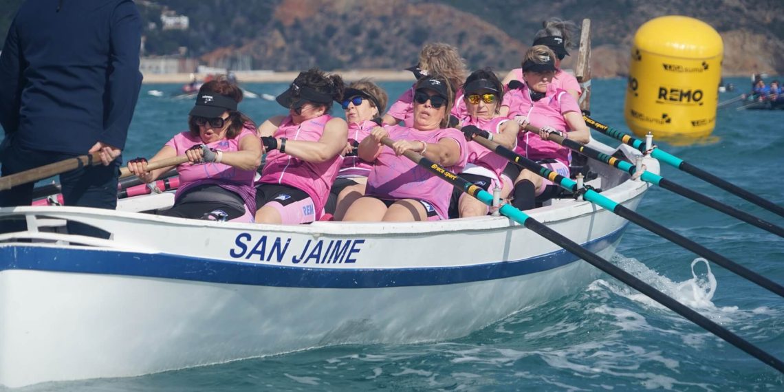 Jávea se prepara para remar contra el cáncer de mama