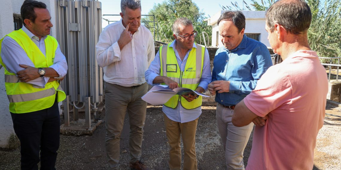 Pérez Llorca anuncia nuevas ayudas para agricultores, ganaderos y comercios afectados por la dana