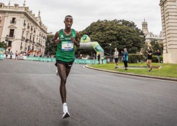 À Punt ofrecerá el domingo la Media Maratón por televisión, radio, web y YouTube