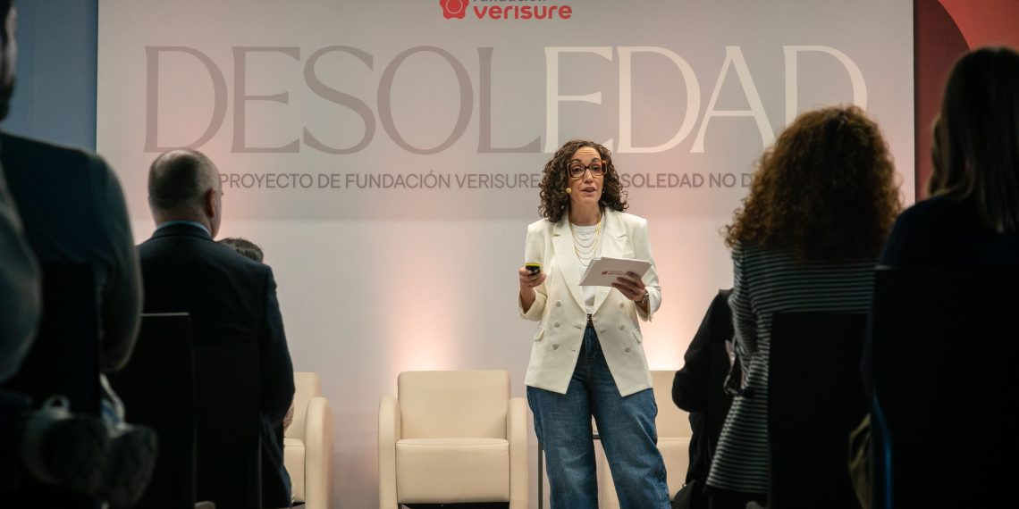 Uno de cada cuatro mayores de 60 años se siente solo incluso estando acompañado